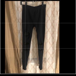 Hole -ly leggings